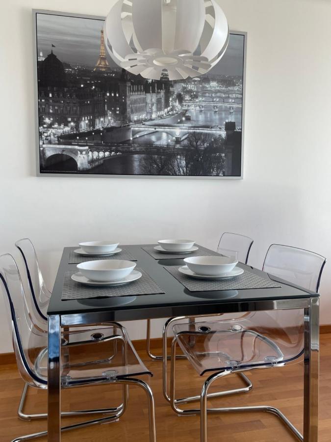 Parking, Vistas Al Mar Y Tres Habitaciones 아 코루냐 외부 사진
